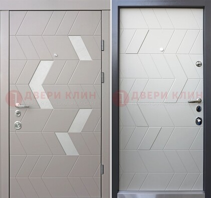 Темная металлическая дверь со светлой МДФ внутри ДМ-203 в Великом Новгороде