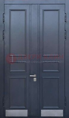 Черная двухстворчатая дверь для улицы с МДФ ДМ-535 в Великом Новгороде