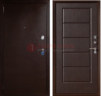 Темная входная дверь с порошковым окрасом ДП-113 в Великом Новгороде