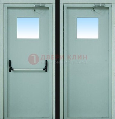 Серая металлическая противопожарная дверь со стеклянной вставкой ДПП-3 в Великом Новгороде