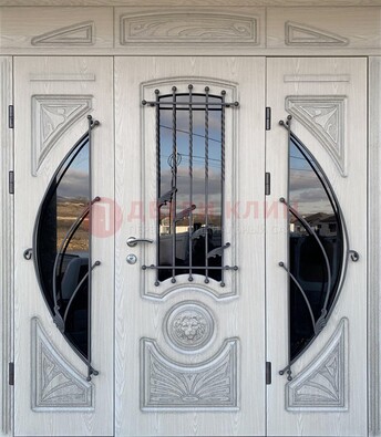Большая парадная дверь Винорит со стеклом и ковкой ДПР-108 в Великом Новгороде