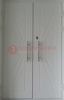 Парадная двухстворчатая дверь с фрезерованным МДФ ДПР-14 в Великом Новгороде