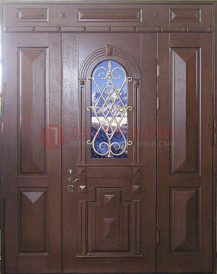 Стальная парадная дверь со стеклом и ковкой ДПР-4 для коттеджа в Великом Новгороде
