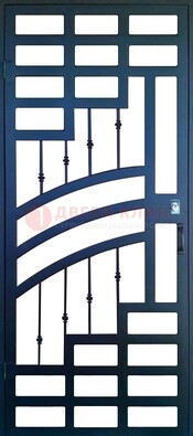 Современная металлическая решетчатая дверь ДР-38 в Великом Новгороде