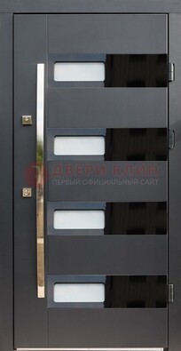 Черная стальная дверь МДФ хайтек со стеклом ДС-16 в Великом Новгороде