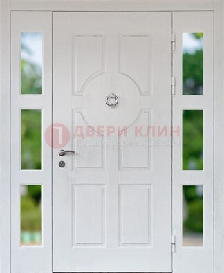 Белая стальная дверь со стеклом и фрамугами ДС-20 в Великом Новгороде