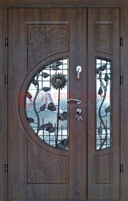 Входная дверь стекло с ковкой и резьбой ДСК-202 в Великом Новгороде