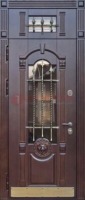Металлическая дверь массив со стеклом и ковкой с фрамугой ДСК-249 в Великом Новгороде