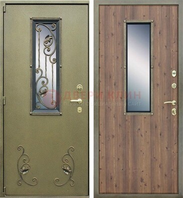 Офисная железная дверь со стеклом и ковкой ДСК-44 в Великом Новгороде