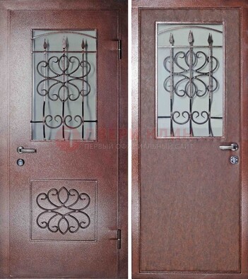 Железная дверь с прозрачным стеклом и ковкой ДСК-85 в кафе в Великом Новгороде