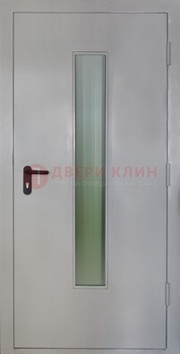 Белая металлическая противопожарная дверь со стеклянной вставкой ДТ-2 в Великом Новгороде