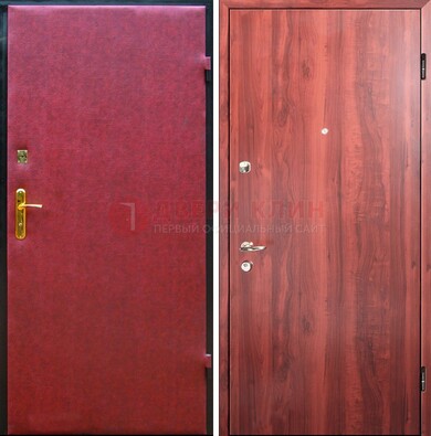 Красная входная дверь с винилискожей ДВ-30 в Великом Новгороде