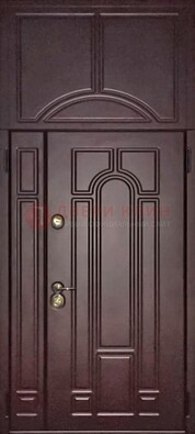 Коричневая железная дверь с виноритом и верхней фрамугой ДВТ-243 в Лыткарино